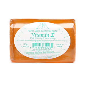 AA Skincare Vitamin E Clear Glycerin Soap125g Single